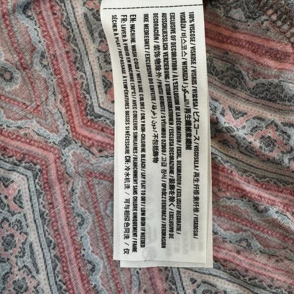 Hollister size Medium shorts NWT geometric print 2 in inseam - Picture 7 of 10